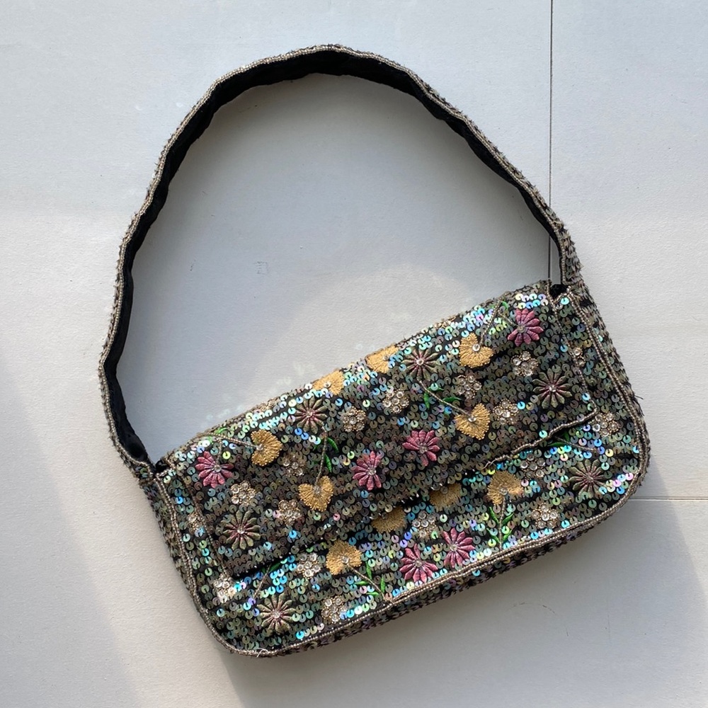 Vintage beaded shoulder bag